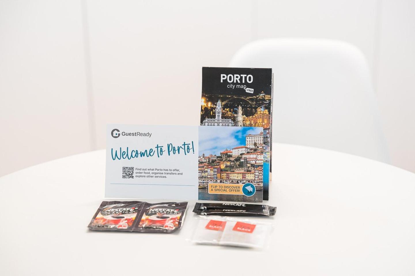 Guestready - Luminescence Near Carmo Church Porto Exterior photo